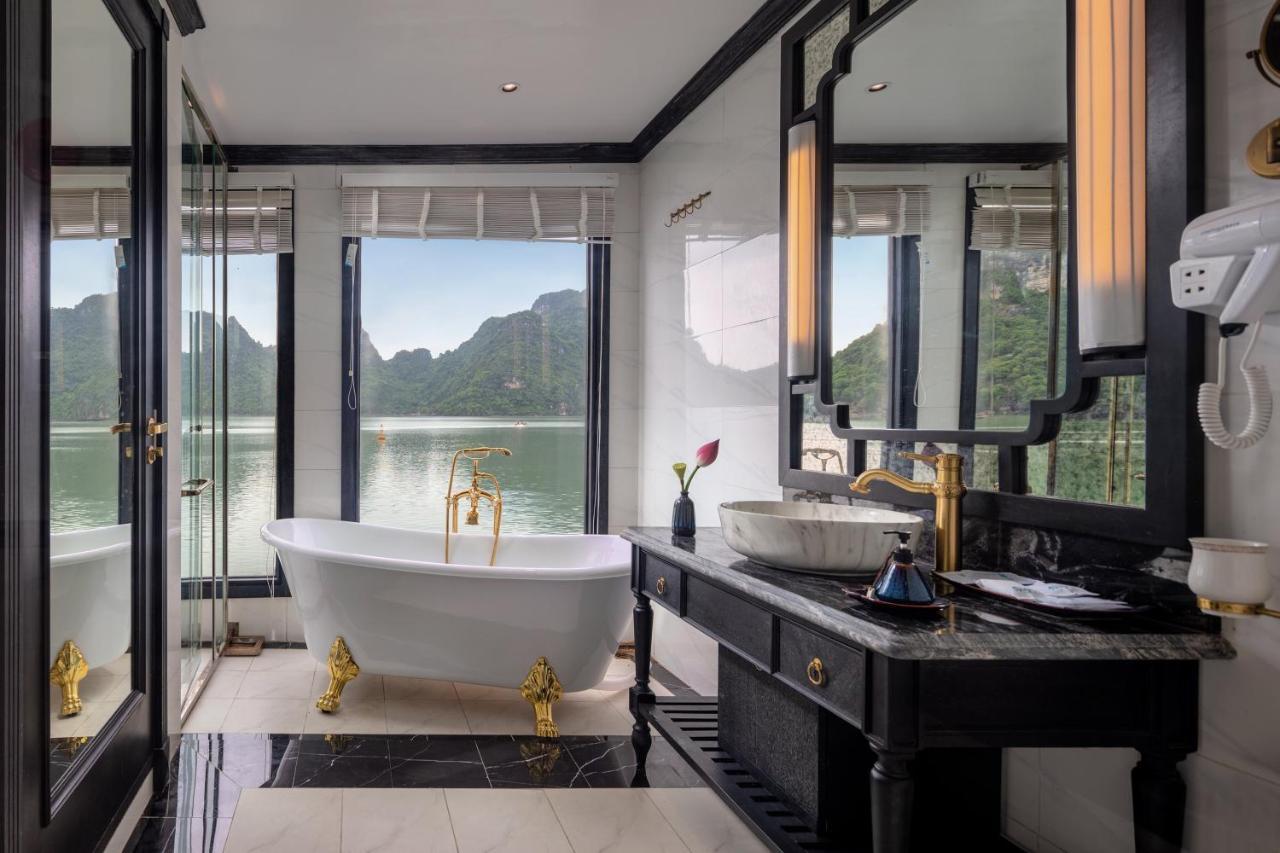 Le Journey Luxury Cruise Hotel Ha Long Eksteriør billede